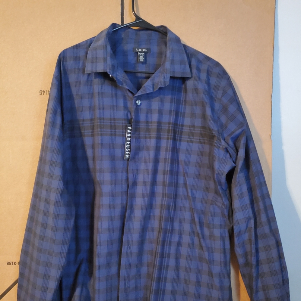 Men's button shirt